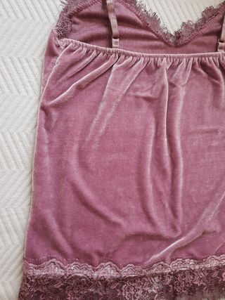 Top lencero color frambuesa