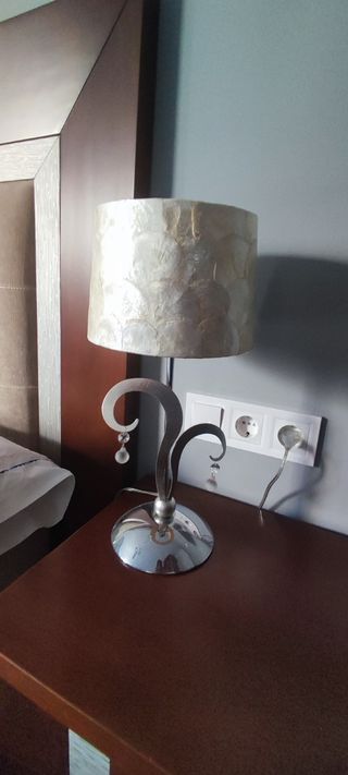 Lámpara de nacar+ 2 lamparas de mesa de noche