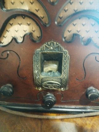 RADIO ESTILO VINTAGE ANTIGUA