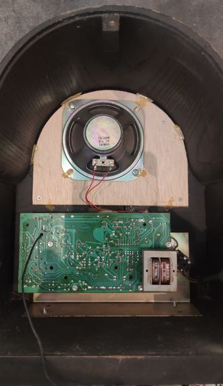 RADIO ESTILO VINTAGE ANTIGUA