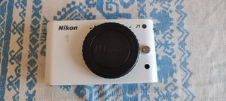 Cámara Nikon 1 j1