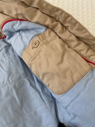 Cazadora niño acolchada de Tommy Hilfiger. 