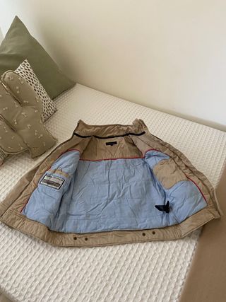 Cazadora niño acolchada de Tommy Hilfiger. 