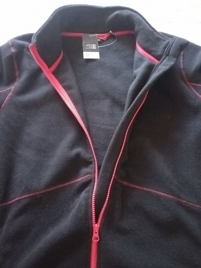 Chaqueta Polar, Roja o Negra,Nueva