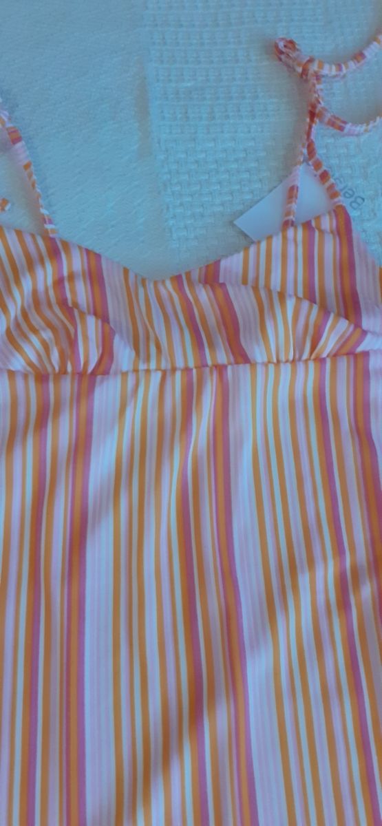 Vestido bershka a estrenar 