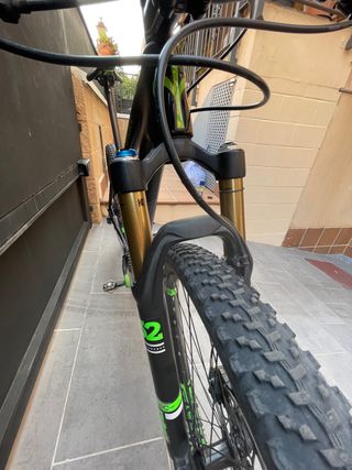 Bicicleta de montaña de carbono