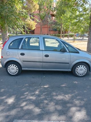 Opel Meriva 2004