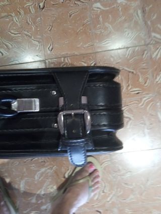 Maleta de piel antigua