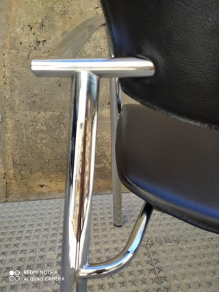 2 sillones diseño cuero auténtico y acero