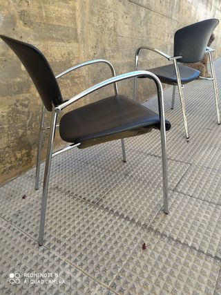 2 sillones diseño cuero auténtico y acero