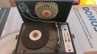 tocadiscos maleta antiguo