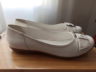 Bailarinas blancas de piel talla 41
