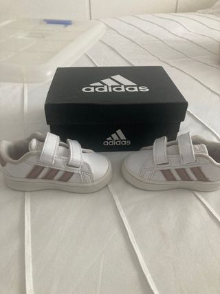 Zapatillas Adidas bebé 