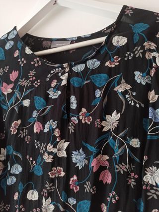 Blusa negra estampada Yessica talla 50