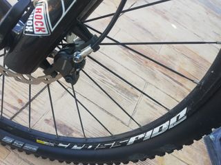 WRC Conor Team, Suspension REBA, LLantas MAVIC.