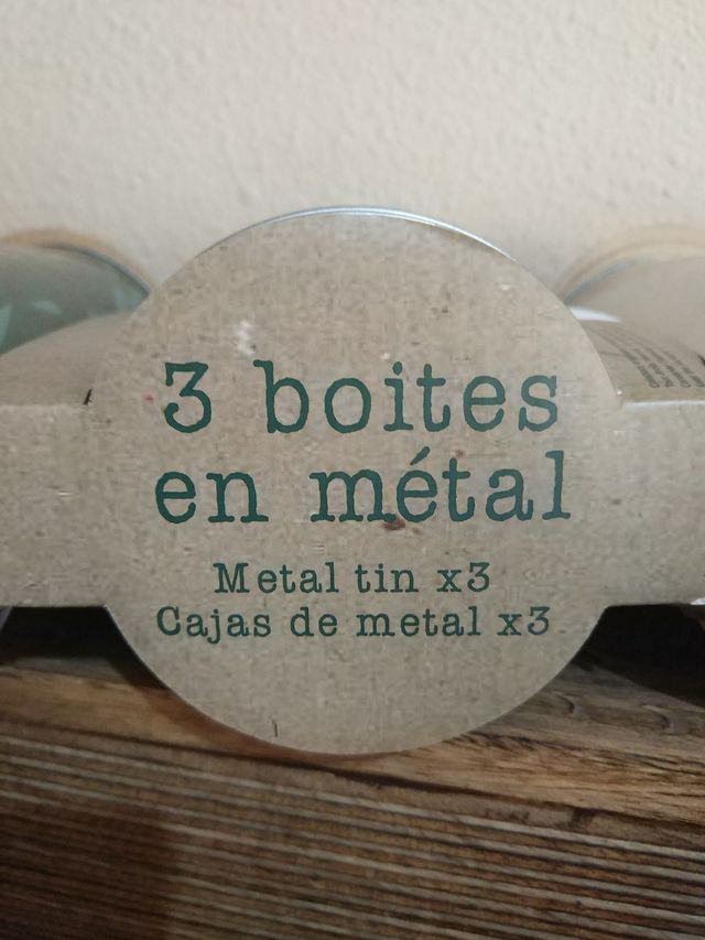 Botes de metal