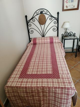 juego de 2  colchas + cortinas