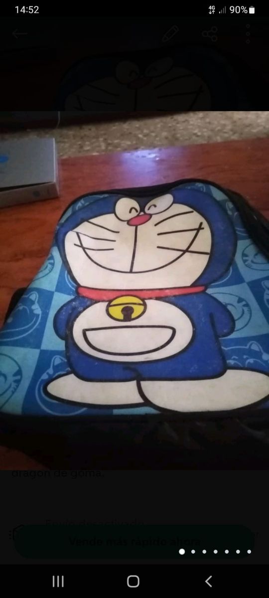 mochila doraemon