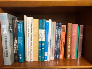 Libros de medicina y ginecología