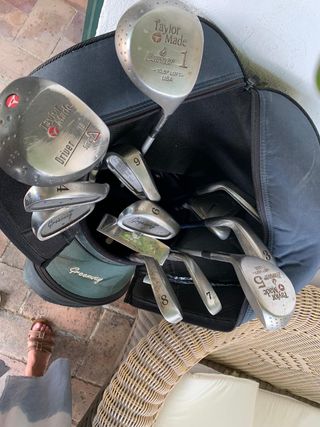 Palos de Golf y bolsa 