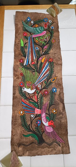 Papiros Quetzale en papel Amate.