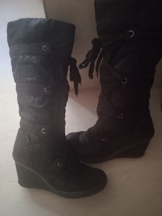 Botas altas cuña 