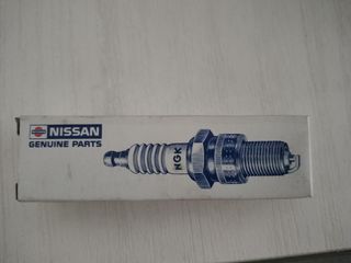 Bujías Nissan serena
