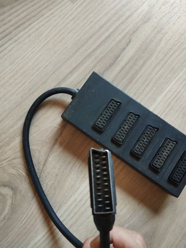 Ladron/Alargador Euroconectores