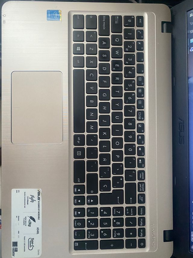 Portátil asus i3 5 generacion 4g w10