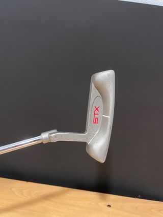 Juego de palos del golf Ping y putters