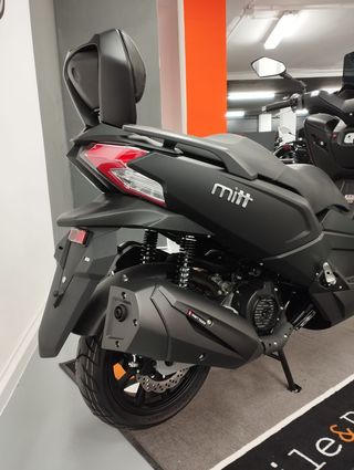 MOTO MITT 125  GTS