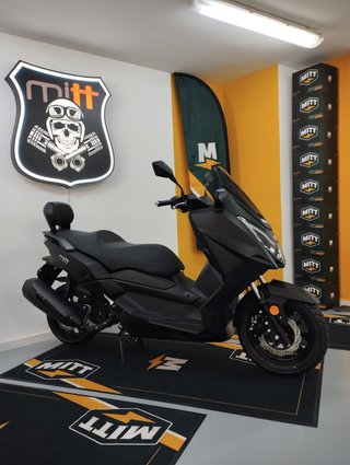 MOTO MITT 125  GTS