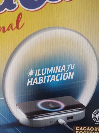 Lampara con cargador inalámbrico