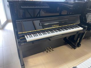 YAMAHA U1 ( Pianos Can Puig )