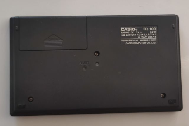 Traductor y calculadora Casio TR-100