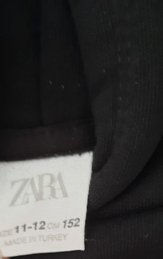Sudadera niña con capucha.
