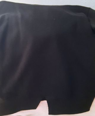Sudadera niña con capucha.