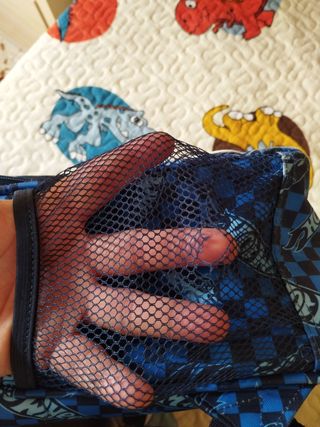 Mochila escolar Hot Wheels.