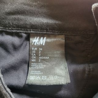 Falda tejana negra                H&M
