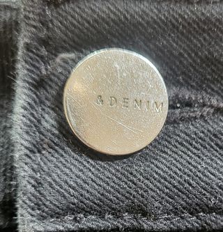 Falda tejana negra                H&M