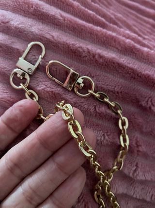 Cadena para bolso metálica dorada