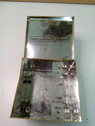 Caja de hierro de poleo en buen estado