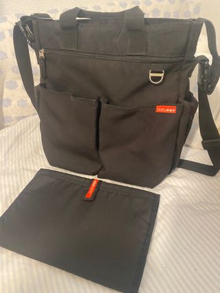 Bolso carro Skip Hop