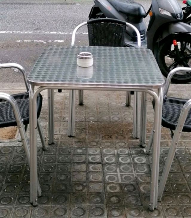 Silla de Aluminio para terraza. 