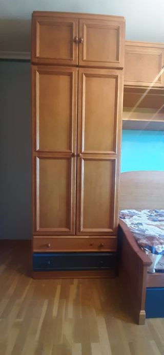 Dormitorio Madera Maciza.