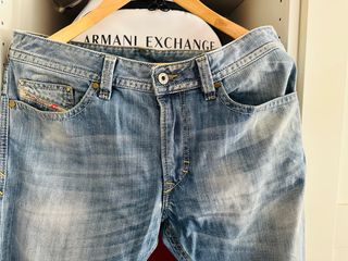 pantalón marca Diesel talla 33