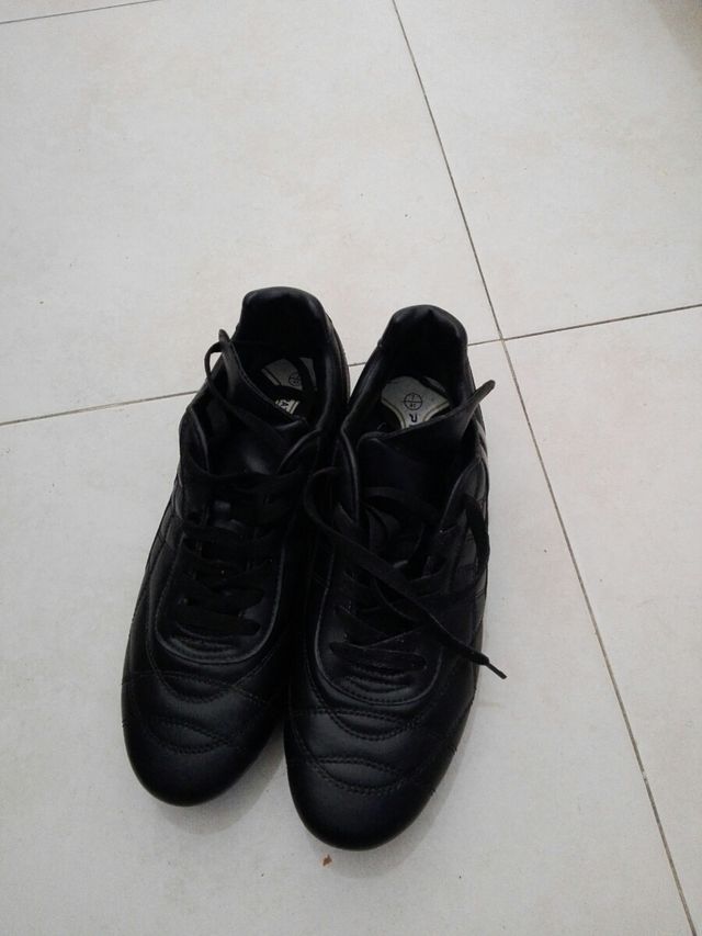 botas de fútbol Talla 41