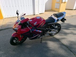 MOTO HONDA CBR RR 600 2005