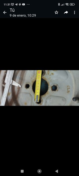 llanta rueda remolque pequeña.