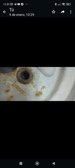 llanta rueda remolque pequeña.